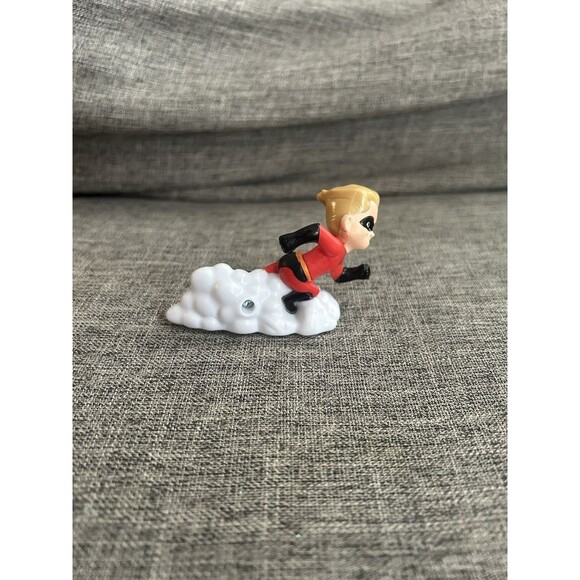 2018 Disney Pixar The Incredibles 2 #3 Dash McDonalds Toy - Picture 2 of 7
